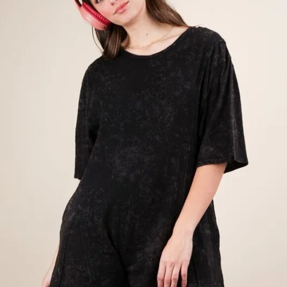 VERY J Mineral Washed Oversized Knit Comfy Romper - Picture 6 of 7